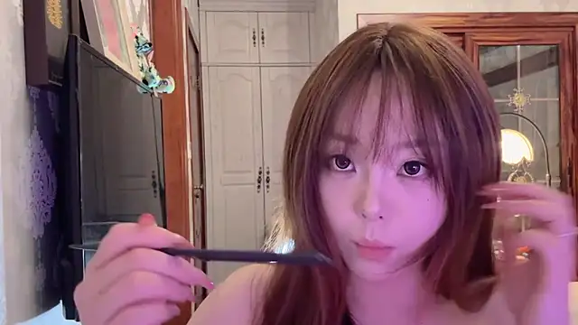 thelittlexx online show from May 20, 7:38 am