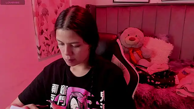Kikii 1 online show from April 9, 2:46 am