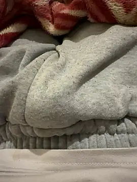 shyyyyy0 online show from March 27, 4:10 am