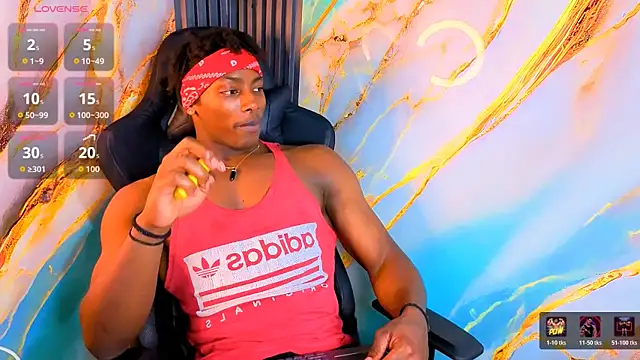 maxmuscle10 online show from April 5, 9:10 pm