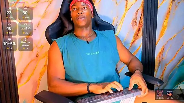 maxmuscle10 online show from April 12, 3:54 am