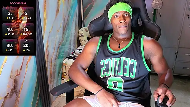 maxmuscle10 online show from March 25, 2:38 pm