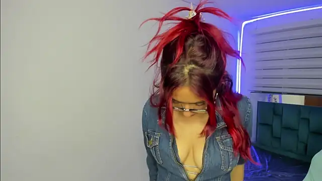 Sara Red X online show from April 30, 10:03 pm