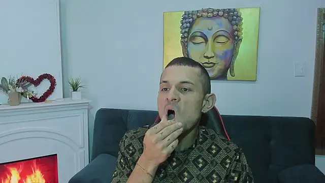 Snapshot of jacob_stonne chatting on March 31, 11:45 am jacob stonne online show from March 31, 11:45 am