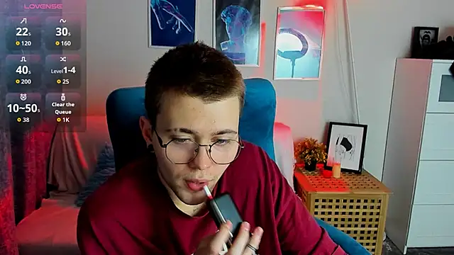 Thomas Norton online show from May 1, 8:58 pm