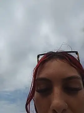 Snapshot of Derieri_Blush chatting on June 4, 3:17 pm Derieri Blush online show from June 4, 3:17 pm