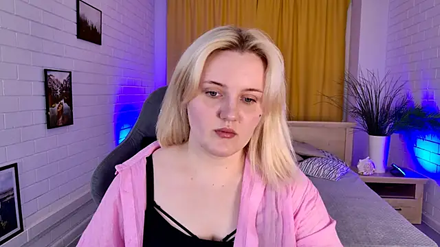 KathyBriggs online show from April 1, 5:31 am