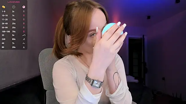BunnyShinex online show from April 28, 4:11 pm