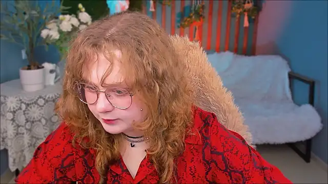 SaraSweetness online show from March 26, 10:35 am