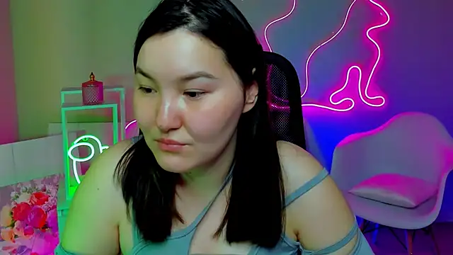 CamilaMartiez online show from March 28, 1:01 pm