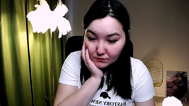 CamilaMartiez online show from April 30, 11:50 am