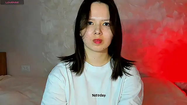 miss teasee online show from April 30, 10:11 am