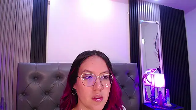 Snapshot of Lana_sweett2 chatting on July 10, 4:12 am Lana sweett2 online show from July 10, 4:12 am