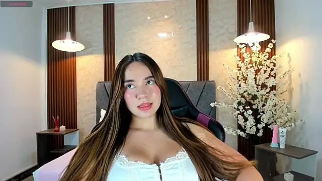Snapshot of Anissa_m_ chatting on April 4, 7:09 pm Anissa m online show from April 4, 7:09 pm
