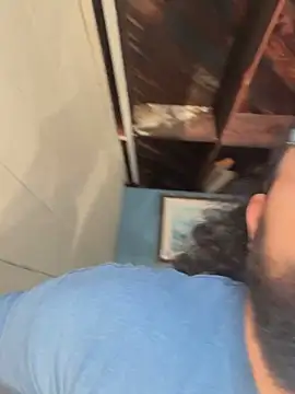 dpenguino online show from May 20, 3:42 pm