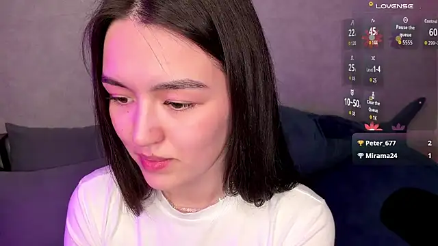 lilysolar online show from April 19, 6:10 pm
