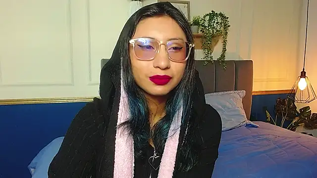 Violet 2003 online show from June 3, 2:07 pm