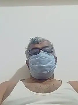 Snapshot of mature55 chatting on May 28, 12:44 pm mature55 online show from May 28, 12:44 pm