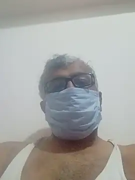 Snapshot of mature55 chatting on May 29, 12:44 pm mature55 online show from May 29, 12:44 pm