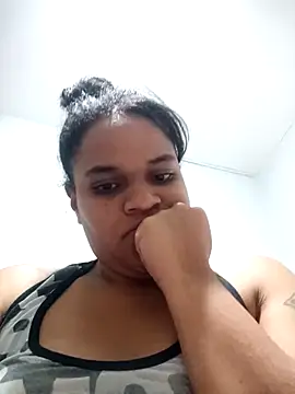 sexybronwgirl online show from April 1, 6:04 am