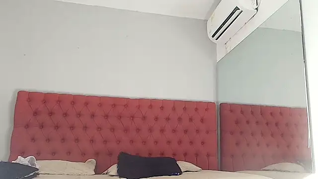 alix rada online show from April 15, 8:20 pm