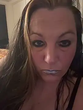 Queenemerald online show from March 27, 3:26 am