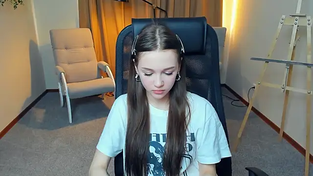 SharriSang online show from March 28, 12:06 pm