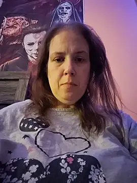 023thickandjuicy07 online show from June 21, 3:01 am