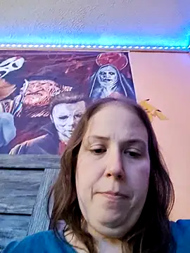 023thickandjuicy07 online show from May 1, 2:27 am