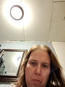 023thickandjuicy07 online show from April 20, 2:47 am