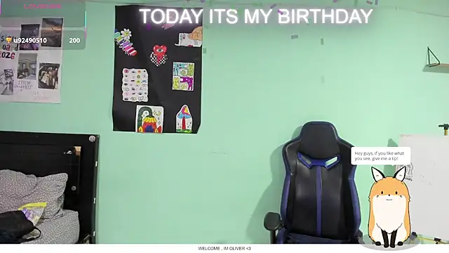 TYLERhHOT2005 online show from April 8, 3:30 am