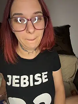 Snapshot of jebise23 chatting on May 21, 7:33 pm jebise23 online show from May 21, 7:33 pm