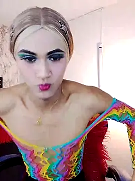 Alejandra and James  online show from April 30, 1:34 am
