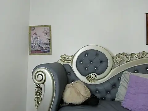 JADE-ESMERALDA online show from April 2, 7:53 pm