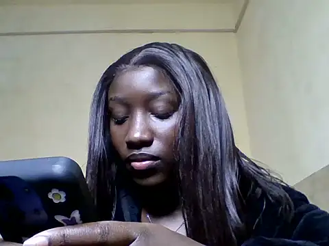 Snapshot of sexy_choco254 chatting on July 8, 7:25 pm sexy choco254 online show from July 8, 7:25 pm