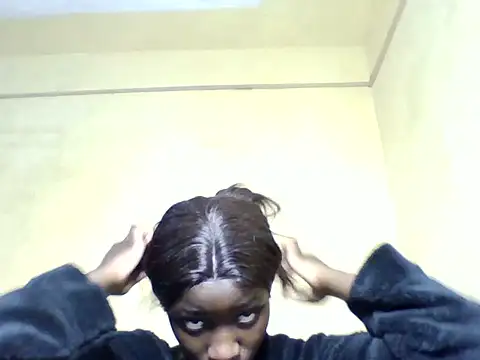 Snapshot of sexy_choco254 chatting on July 9, 1:10 pm sexy choco254 online show from July 9, 1:10 pm