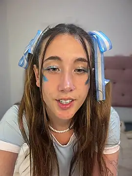 Snapshot of AlissonDavenport chatting on June 18, 12:09 am AlissonDavenport online show from June 18, 12:09 am