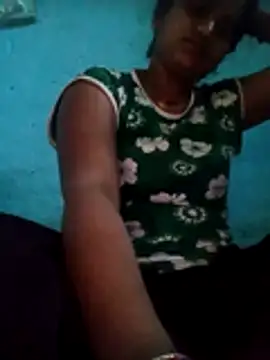 pooja--10 online show from March 28, 7:42 am