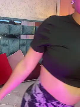 tinkerbell pink22 online show from March 31, 1:24 pm