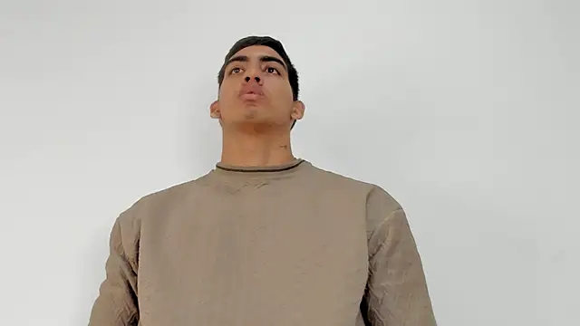 Snapshot of Milo_LatinBoy chatting on March 26, 7:56 pm Milo LatinBoy online show from March 26, 7:56 pm