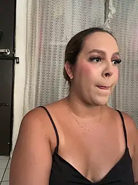 victoria luxx  online show from March 26, 10:40 pm