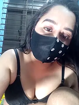 Choco Maw online show from April 2, 9:32 pm