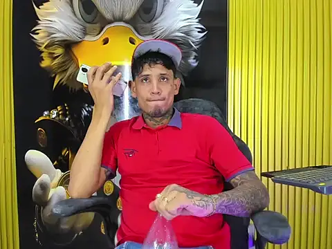 Winsord Bigcock online show from March 29, 7:59 pm