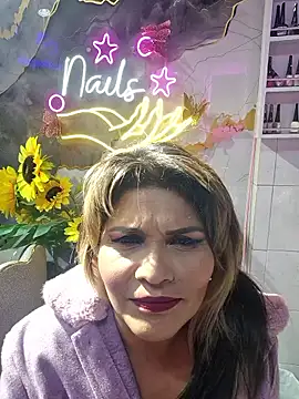 mistresslu online show from April 18, 3:42 am