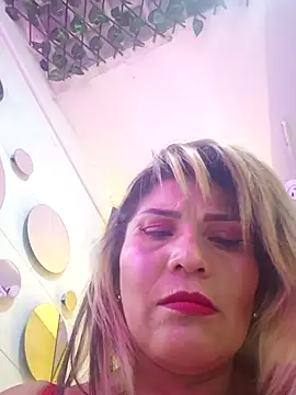 mistresslu online show from April 12, 3:43 am