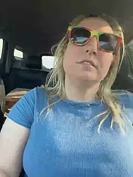 sweetkacibaby online show from May 12, 1:28 pm