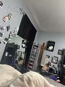 sweetkacibaby online show from April 10, 1:29 pm