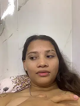 Snapshot of pricila887 chatting on June 28, 5:25 am pricila887 online show from June 28, 5:25 am