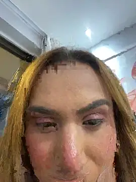 Jullyanaximeness online show from May 13, 11:12 pm
