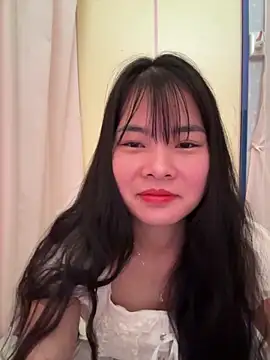 Naked-xx online show from May 9, 10:57 pm